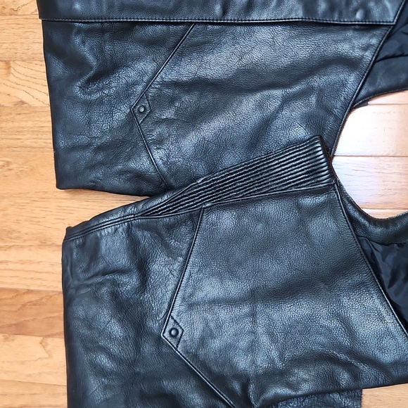 Harley Davidson Riding Chaps - Picture 15 of 17